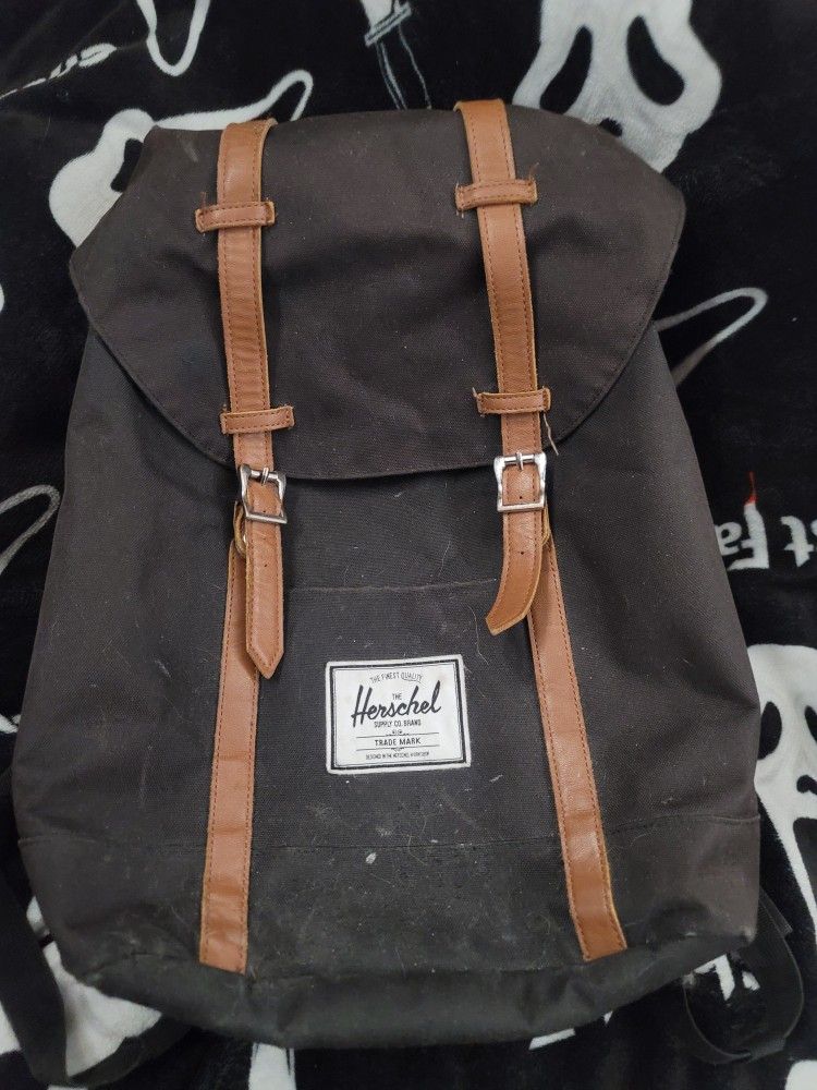 Herschel Supply Co. Retreat Backpack(16 inches)