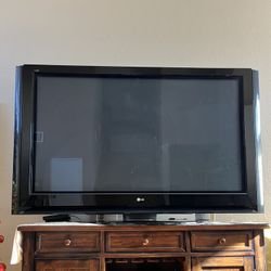 LG Smart TV 72inch FULL HD 