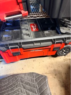Milwaukee packout chest
