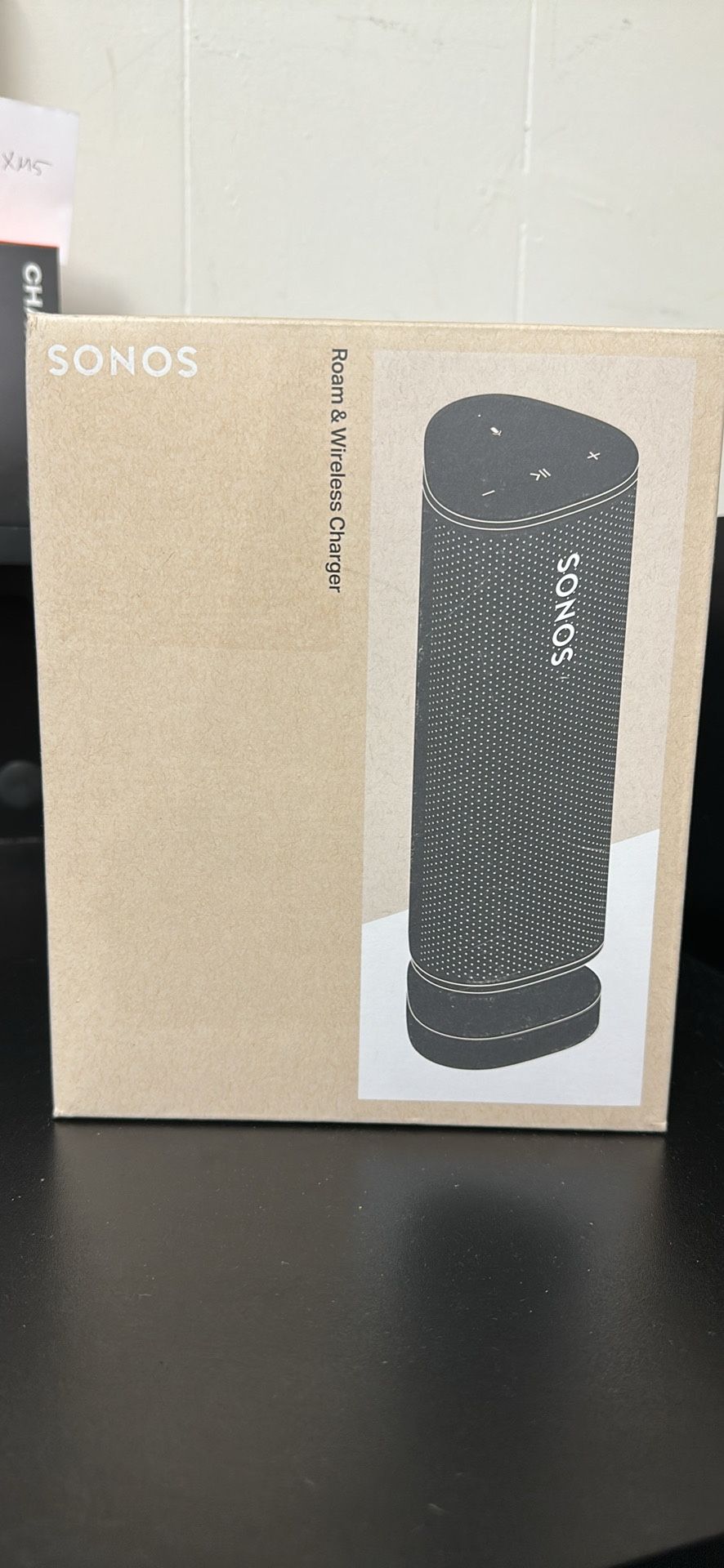 Sonos Roam & Wireless Charger