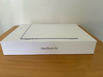 2025 13-inch MacBook Air, M4 chip, Sky Blue