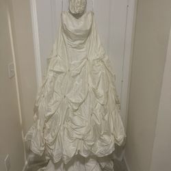 David’s Bridal Wedding Dress Plus Ivory Size 24