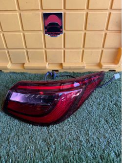 2020 Infiniti Q50 Right/Passenger Side Tail Light
