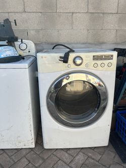 LG Electric Dryer