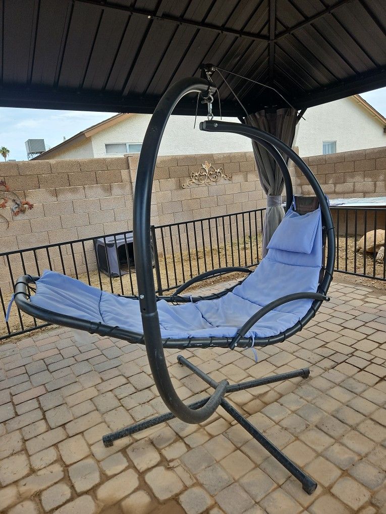 C Chair Outdoor
