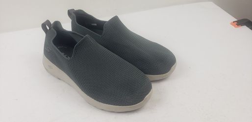 Skechers Go Walk Max Mens Walking Shoes Knit Slip On Low Top Gray Size 8