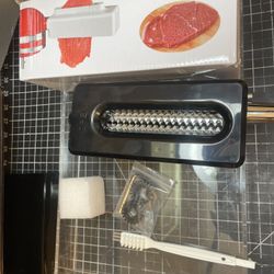 Meat Tenderizer Attachment for Kitchenaid Mixers, 3 Adjustable Thickness Setting  𝗖𝗼𝗺𝗽𝗮𝘁𝗶𝗯𝗹𝗲 𝘄𝗶𝘁𝗵 𝗞𝗶𝘁𝗰𝗵𝗲𝗻𝗔𝗶𝗱 𝗠𝗶𝘅𝗲𝗿𝘀: Thi