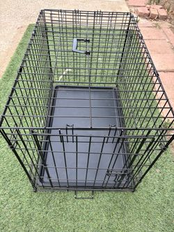 Large Wire Dog Crate / Kennel – Good Condition