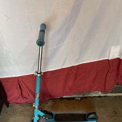 Jetson Blue Kick Scooter 
