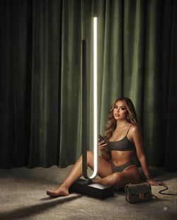 PILSKOTT LED floor lamp, smart black