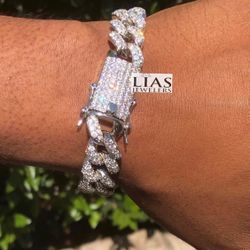 New 18k White Gold Cuban Link Bracelet 