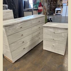 8 drawers dresser and nightstand /  Eight drawers dresser and nightstand