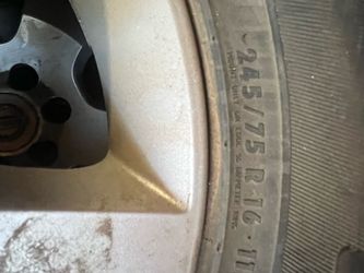 Tires fits Nissan frontier/ frontier
