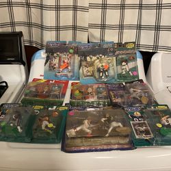 Vintage  1999 Sport Lineups  Baseball , Football, And Hockey , 10 Figures 