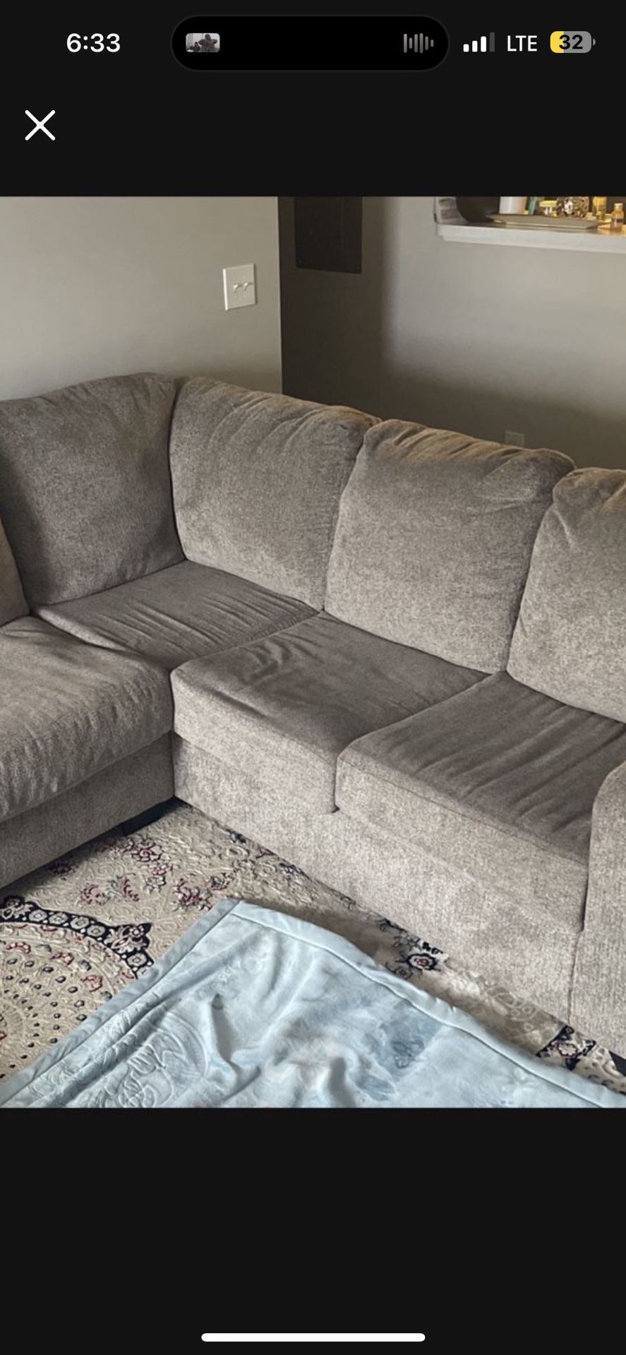 Sectional Couches 