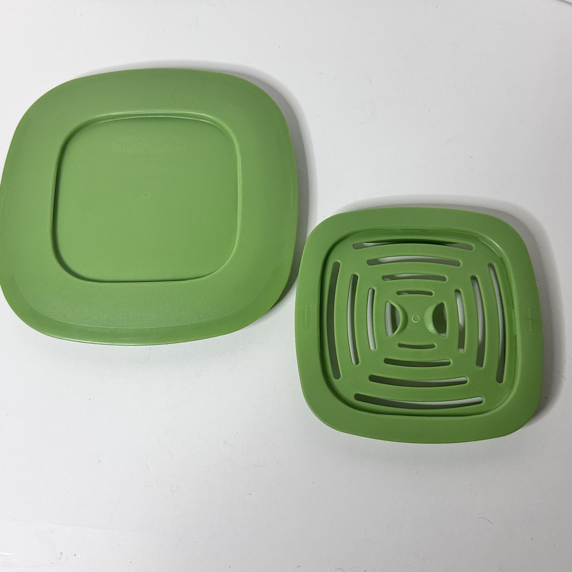 Rubbermaid Produce Saver 7" square green replacement lid 7K02 & insert tray 7K03