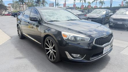 2015 KIA Cadenza