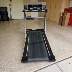 Health Rider R60 Treadmill