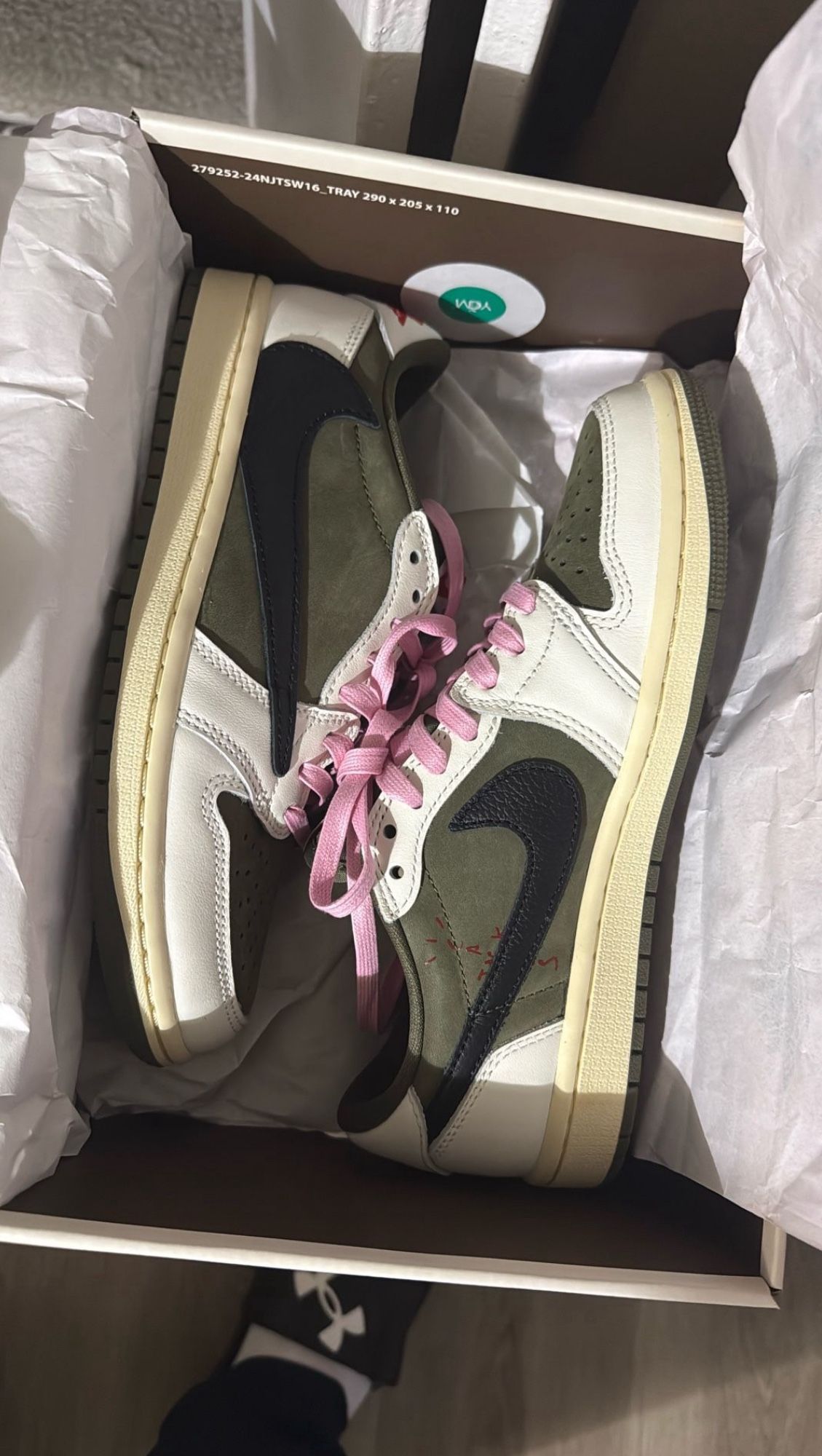 Nike Travis Olive 5.5 New