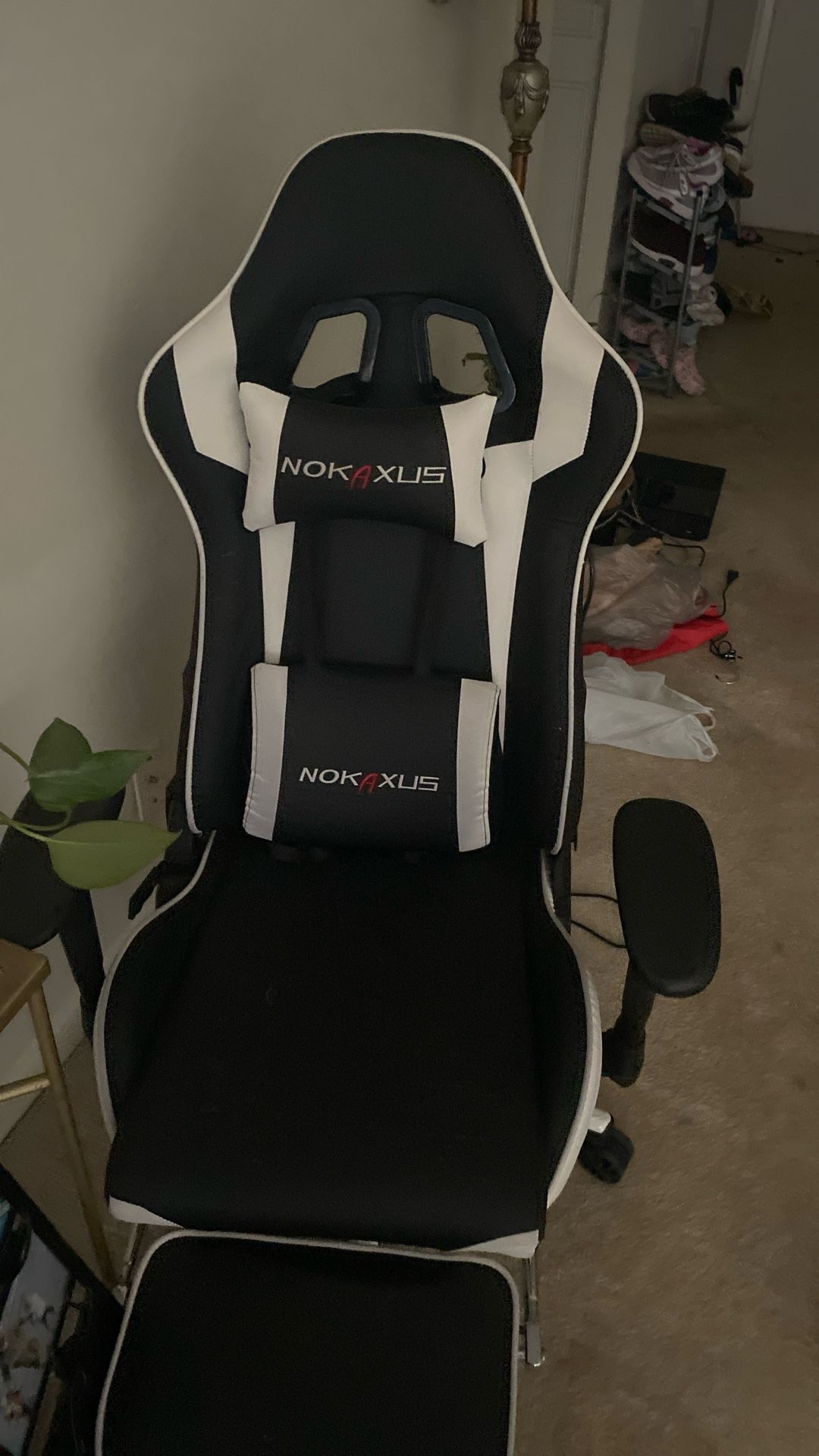 Nokaxus Gaming Chair