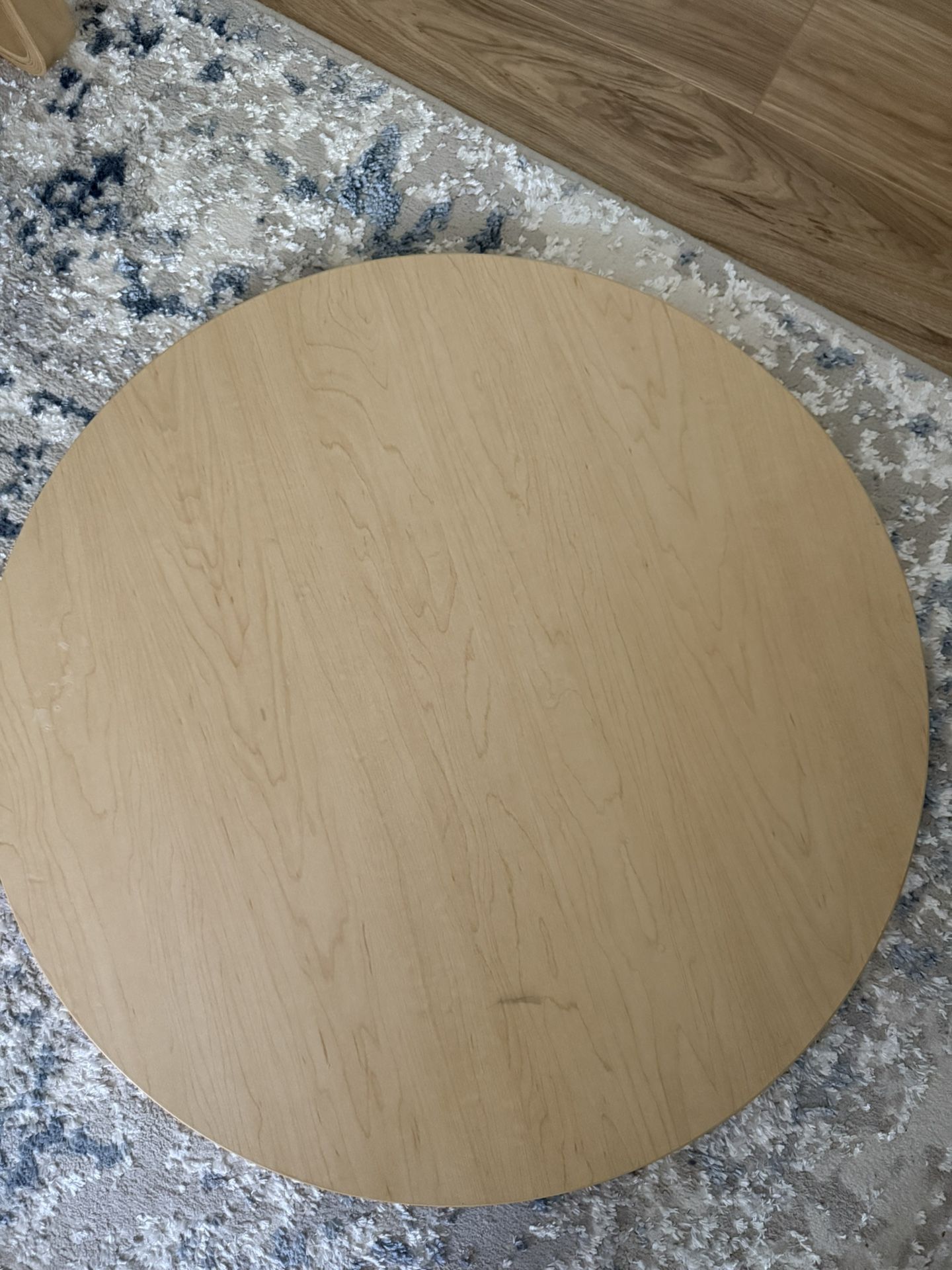 Round Table Top