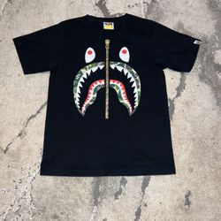 Bape Black / Camo Shark Face Tee🪖