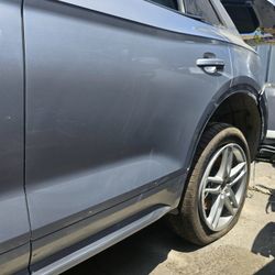 Audi Q5 Rear Door