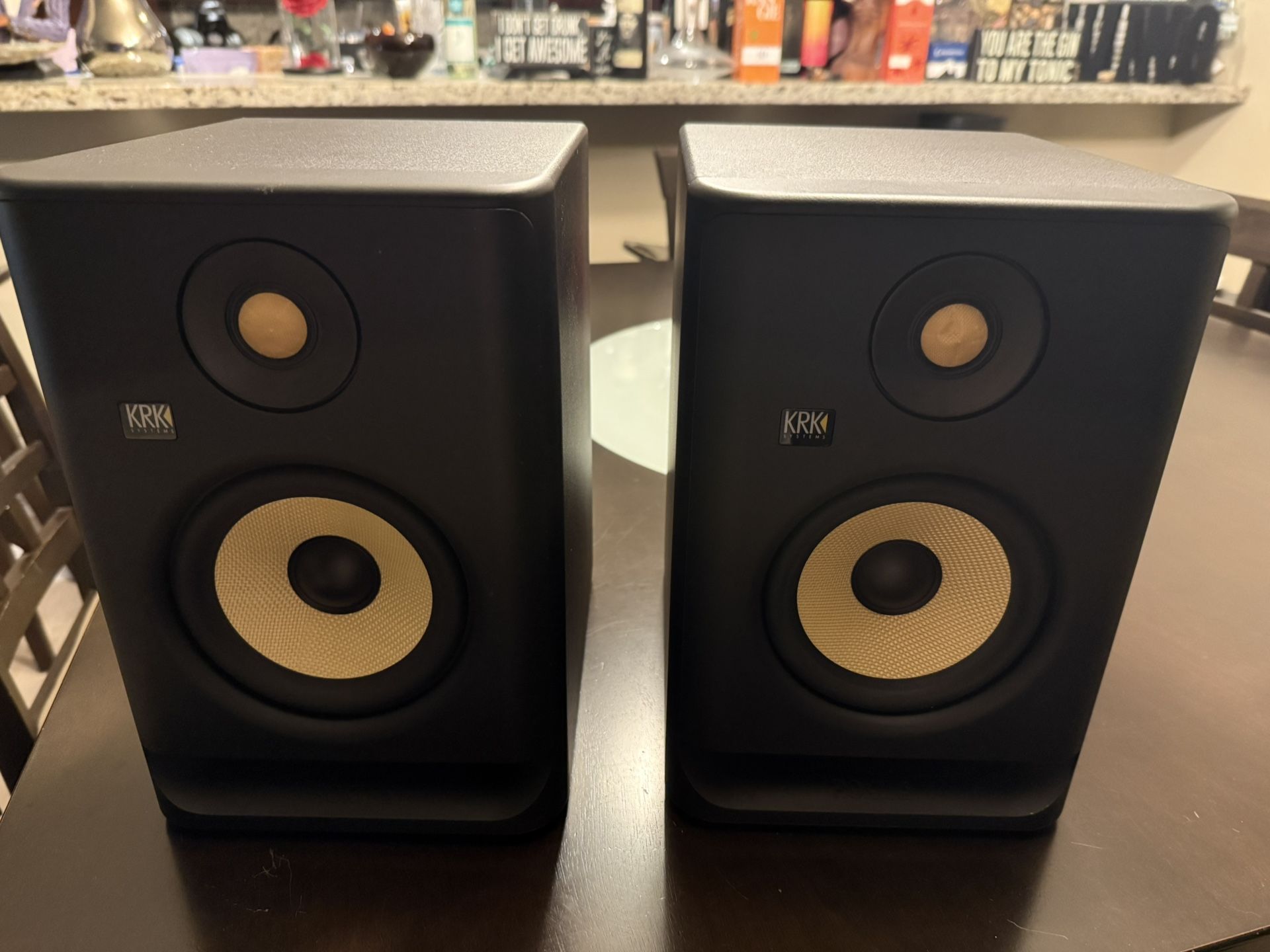 2 KRK RP5 Rokit 5 G4 Professional Studio Speakers