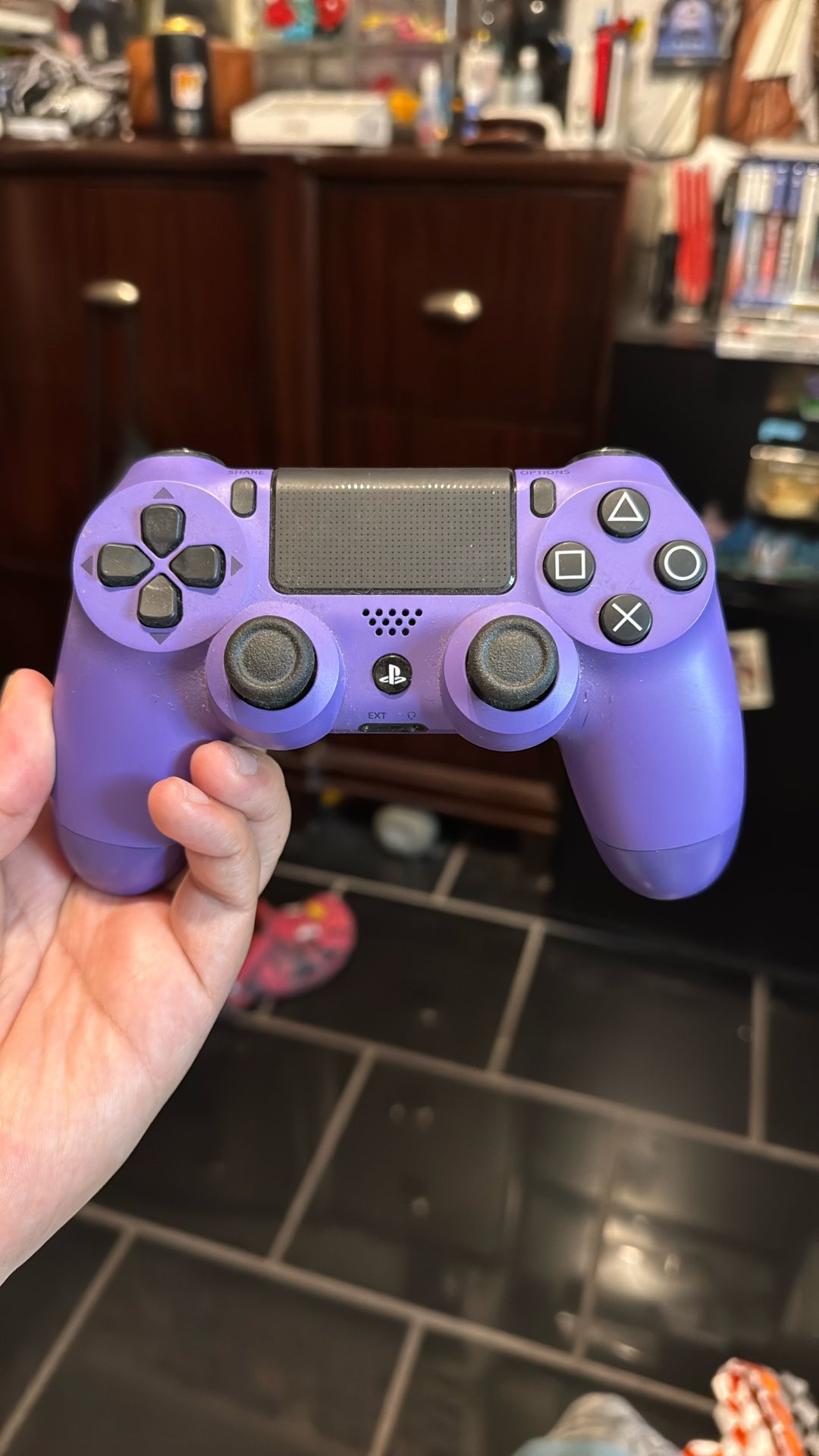 PS4 Controller