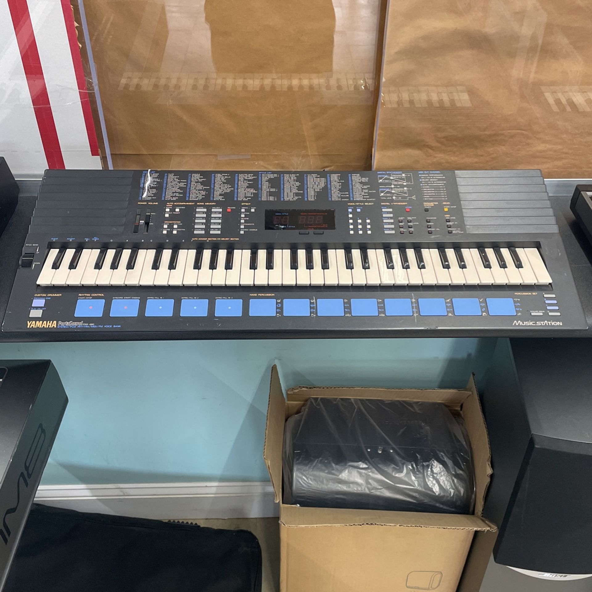 Yamaha PSS-680 Keyboard Black Piano