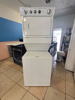 Whirlpool Stackable Washer and Gas Dryer Unit