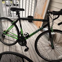 Hent700 Roadtech Bike