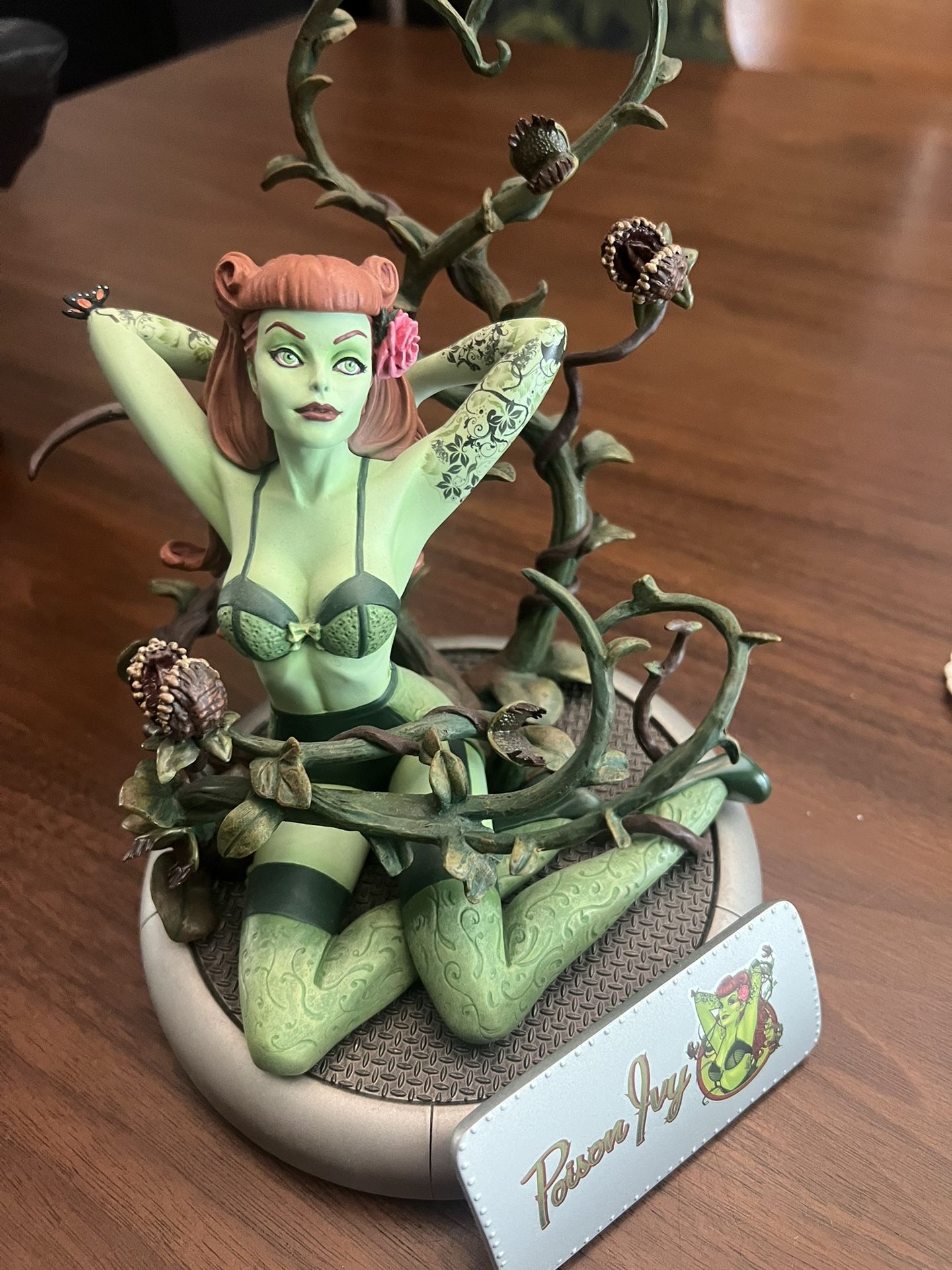 DC Collectibles DC Bombshells: Poison Ivy Statue