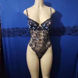 New Black  elegant Bodysuit F21 Size Small 