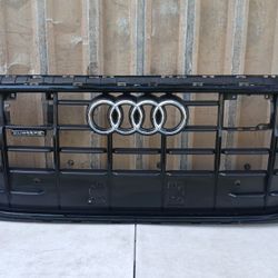 2019-2023 Audi Q8 Front Grille OEM 