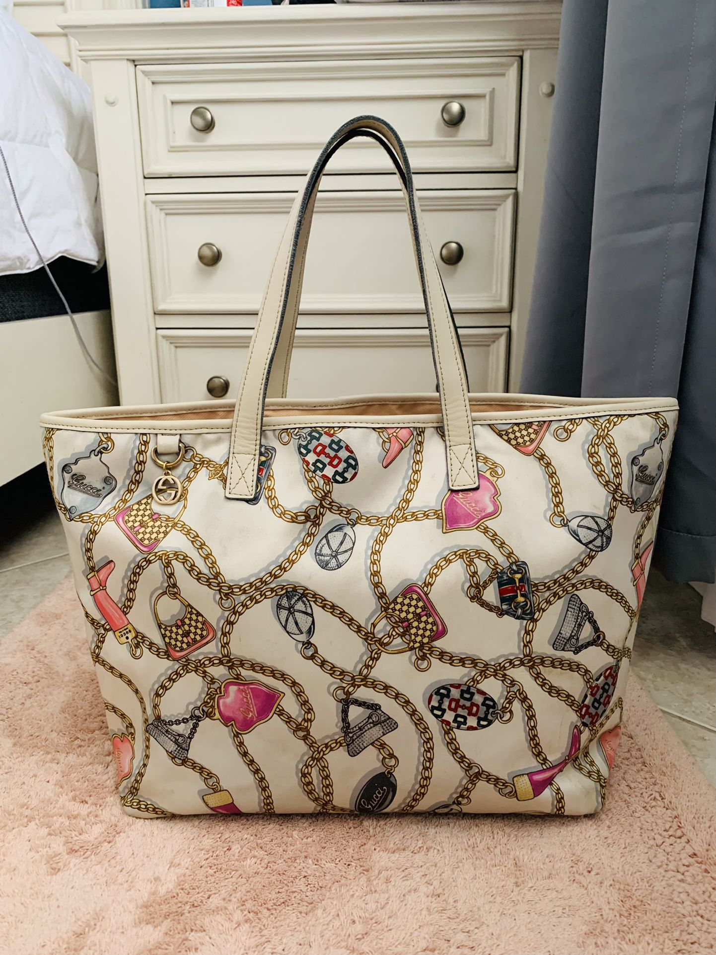 Gucci Limited Shopping Bag