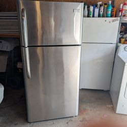 Frigidaire Refrigerator Stainless Steel 