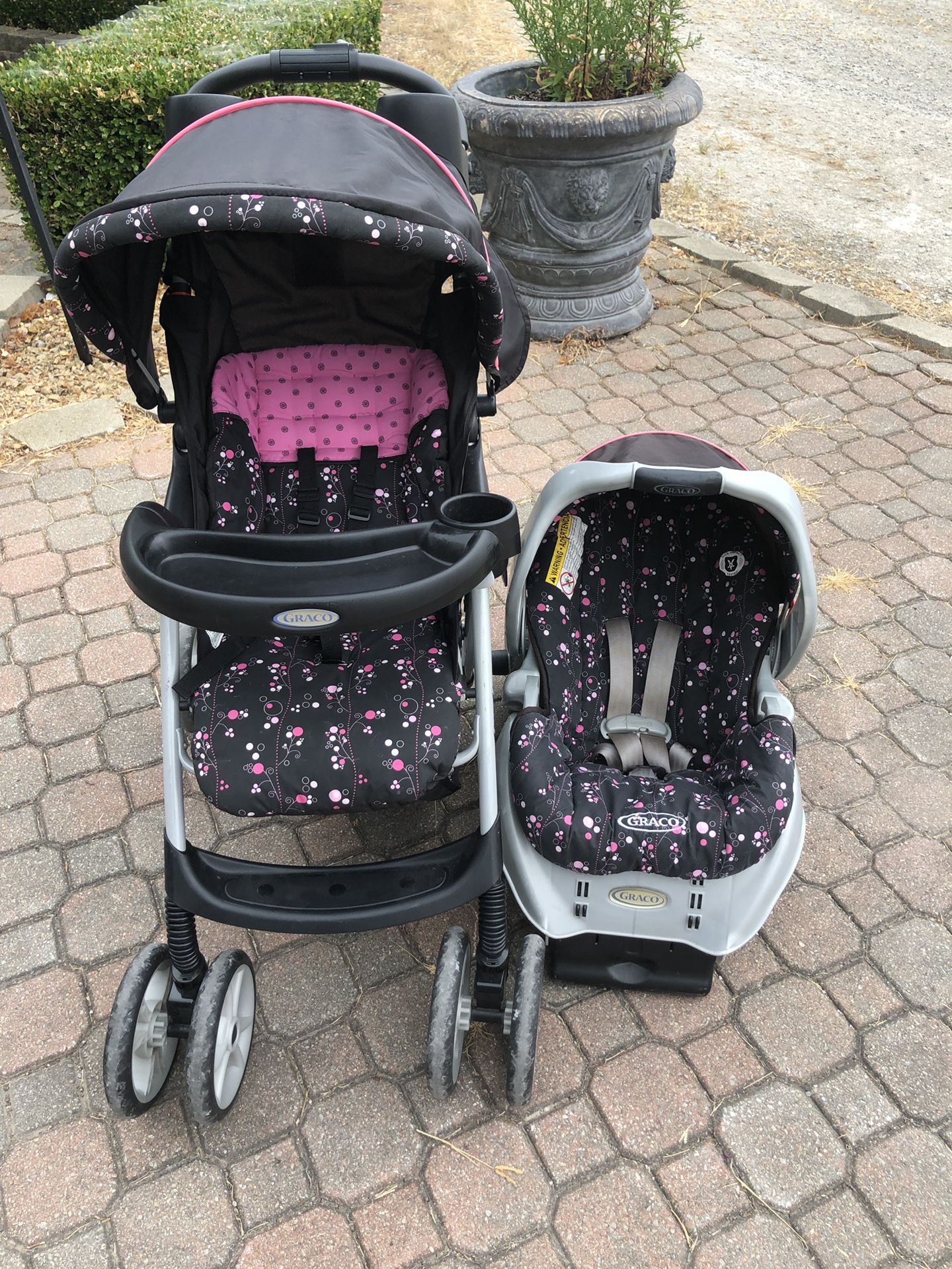 Car seat stroller combo with base (travel system)