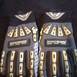Rhino Hi Impact And Cut Resistant Size 12....$25 Southwest Detroit 