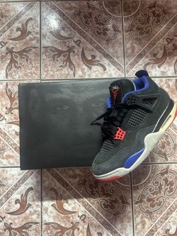 Air Jordan 4 Rare Air Sneaker With OG BOX size 8.5