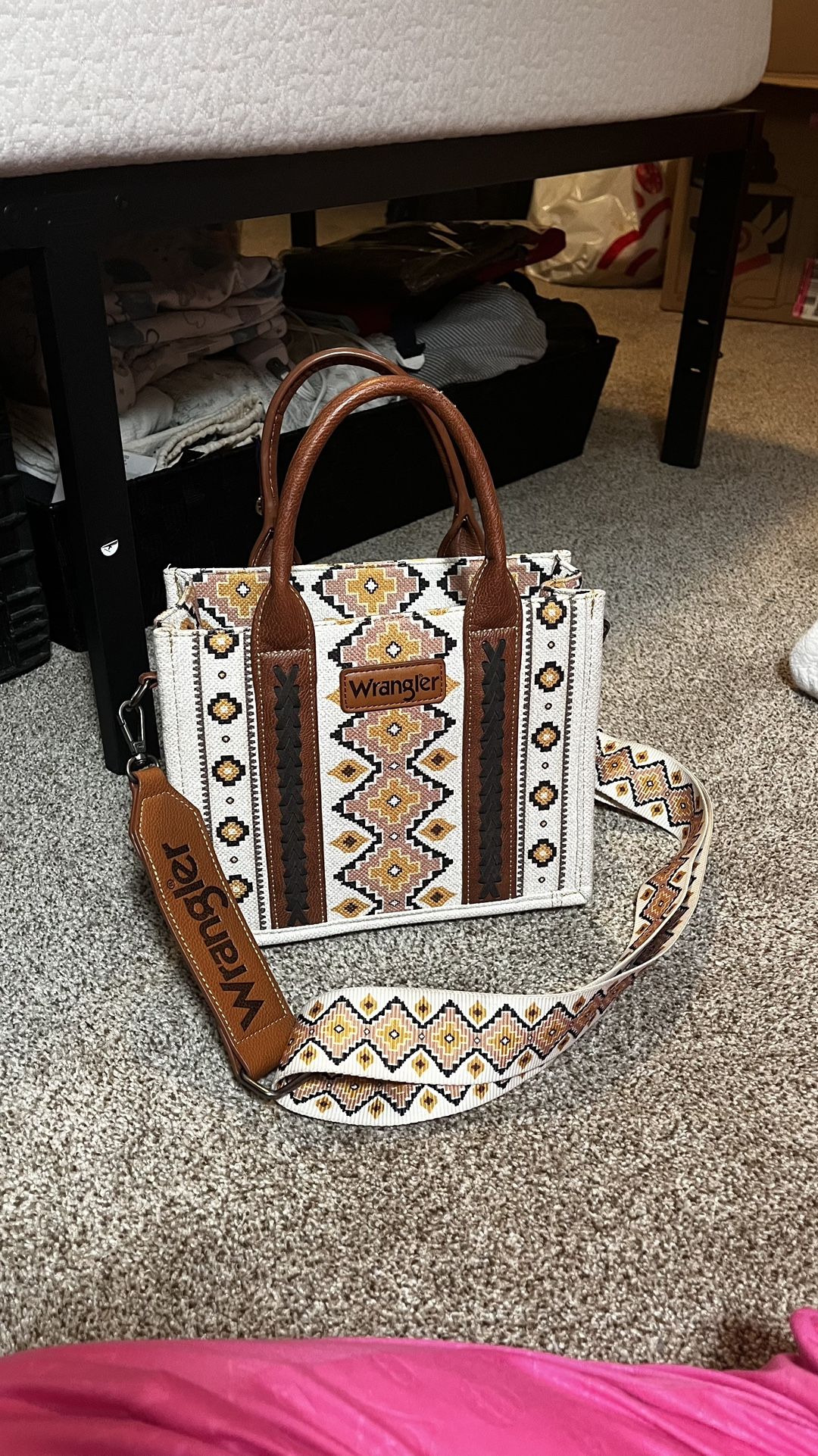 Wrangler Crossbody Bag in great condition!