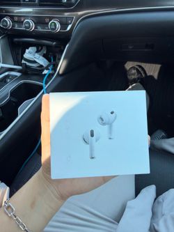 AirPods 4