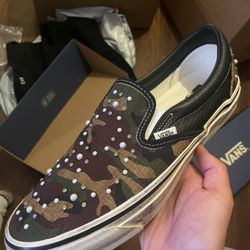 Vans Pearlized Slip On Size 11