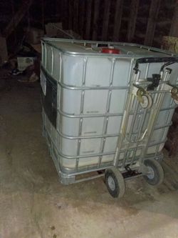 Water tank 1000 gallon