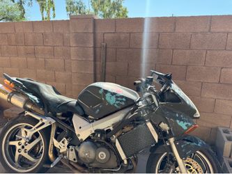 2005 vfr800