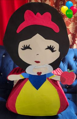 Snow White Pinata/on Sale