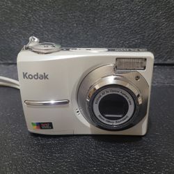 Kodak EasyShare C613 6.2MP Digital Camera Ivory- Parts/Repair.