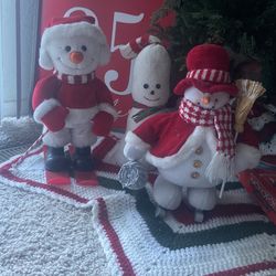 Christmas Stuffies And Picture 