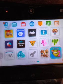 Nintendo Wii U Console and Gamepad + 4 games (CFW READ DESCRIPTION)