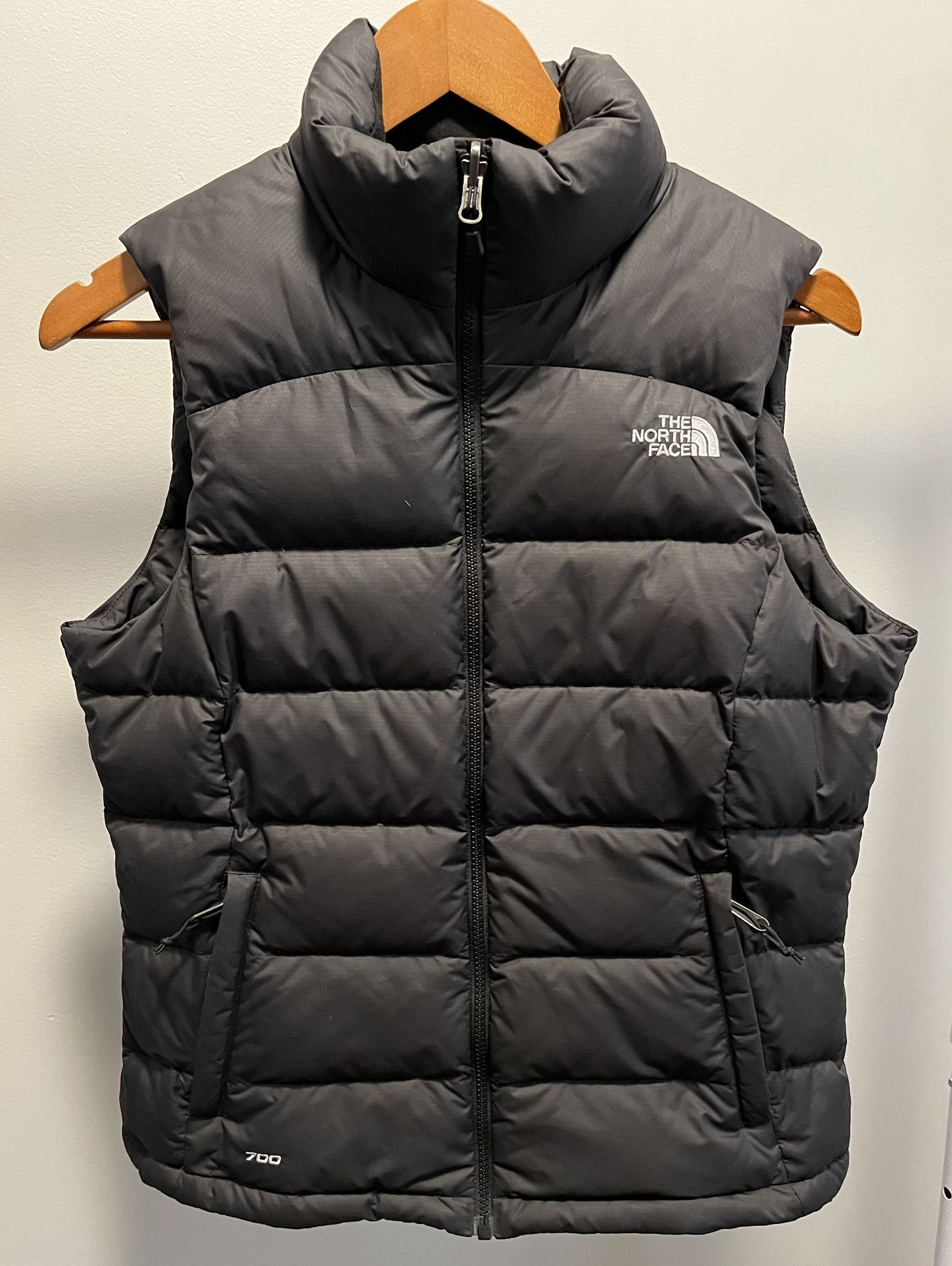 Women’s M - The North Face Puffer Vest $60